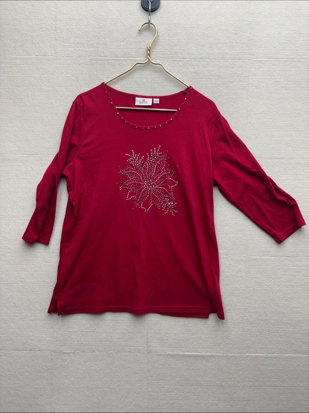 Quacker Factory large Women's Red Embellished Scoop Neck Top